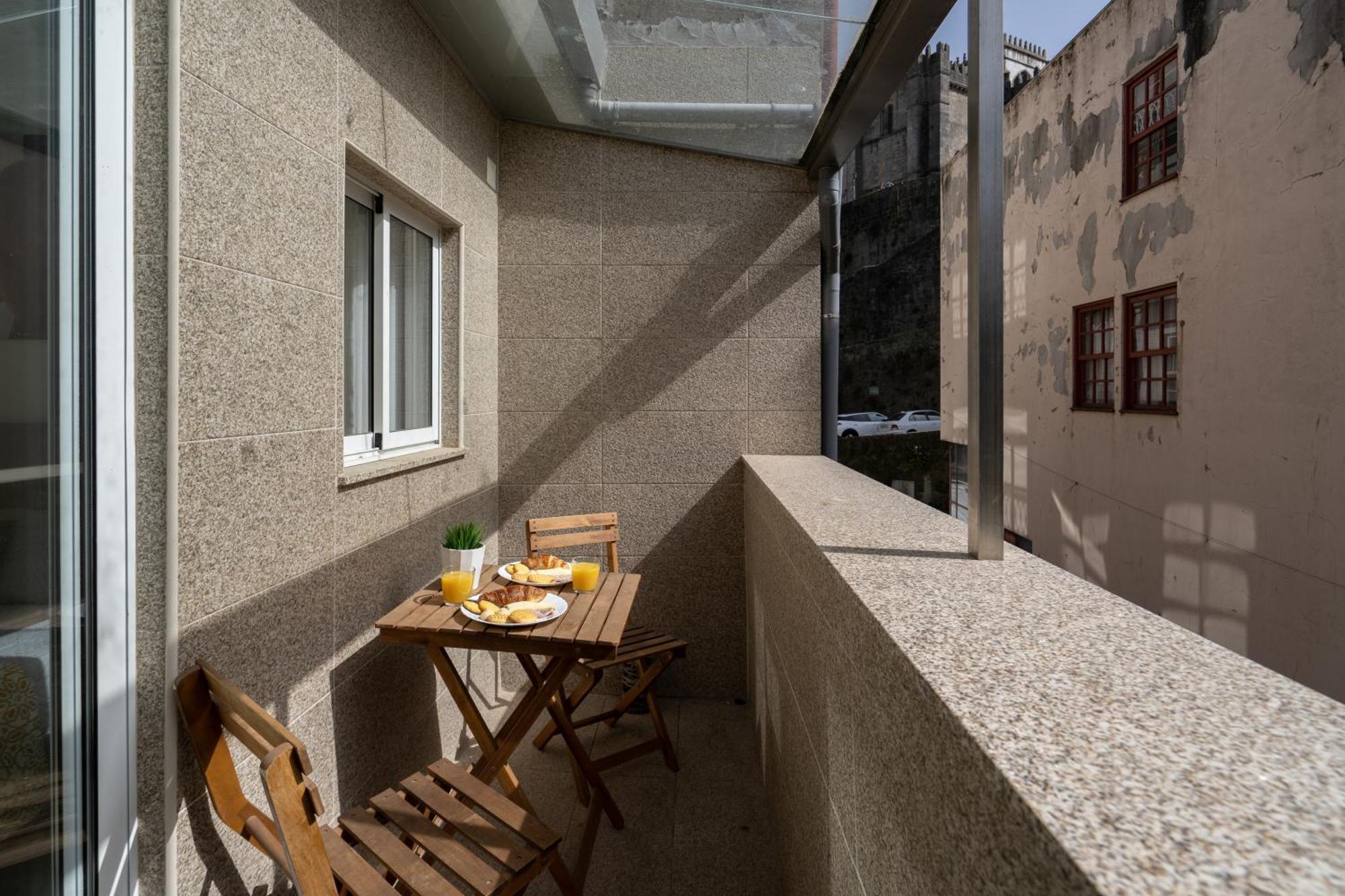 Host Wise - Spacious Noble Apartaments Ace Location 포르투 외부 사진